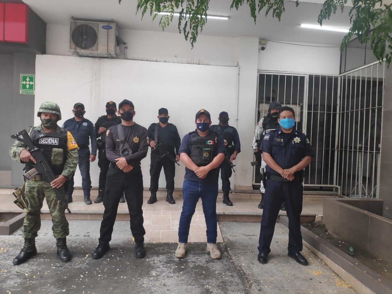 SSP realiza patrullajes preventivos y verificación en expendios de bebidas alcohólicas, en Villaflores