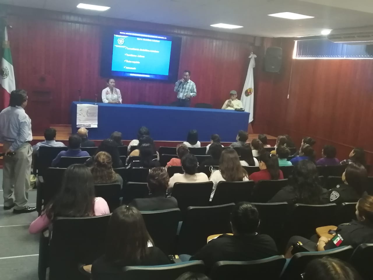 Mujeres de la SSP participan en pláticas de prevención de alcoholismo