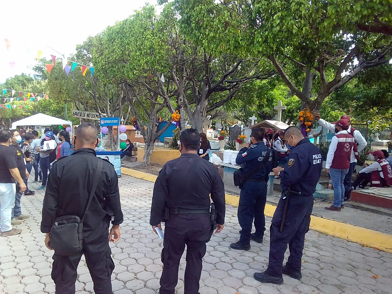 Reporta SSP saldo blanco ante afluencia de población en panteones y mercados de Tuxtla Gutiérrez
