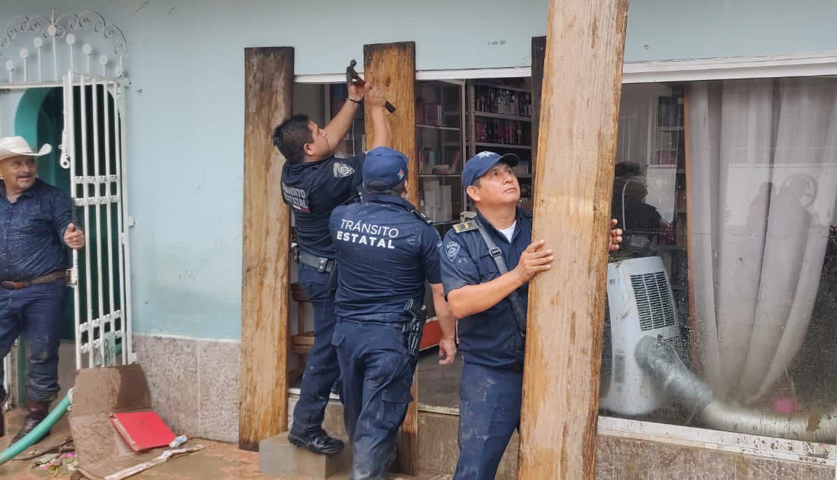 Se suma SSyPC a labores de limpieza en apoyo de familias afectadas por lluvias 