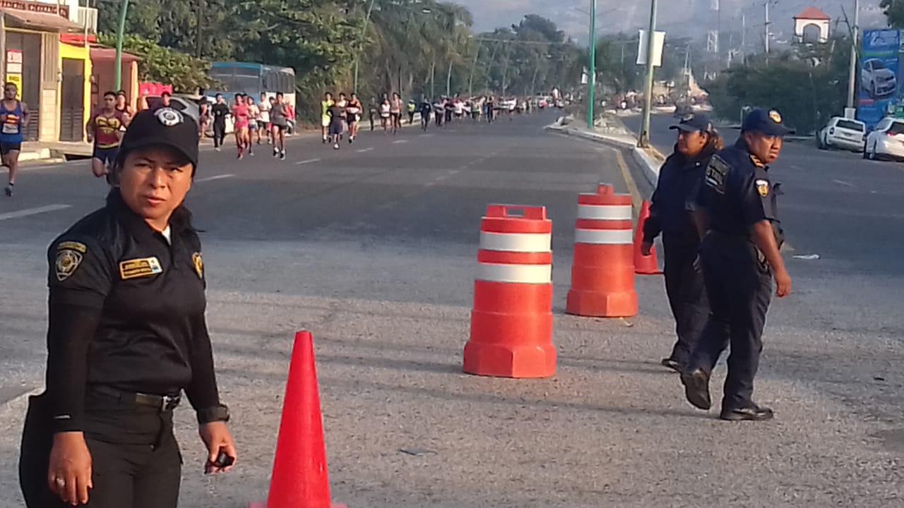 Tránsito del Estado resguardó la vialidad en Carrera del Parachico