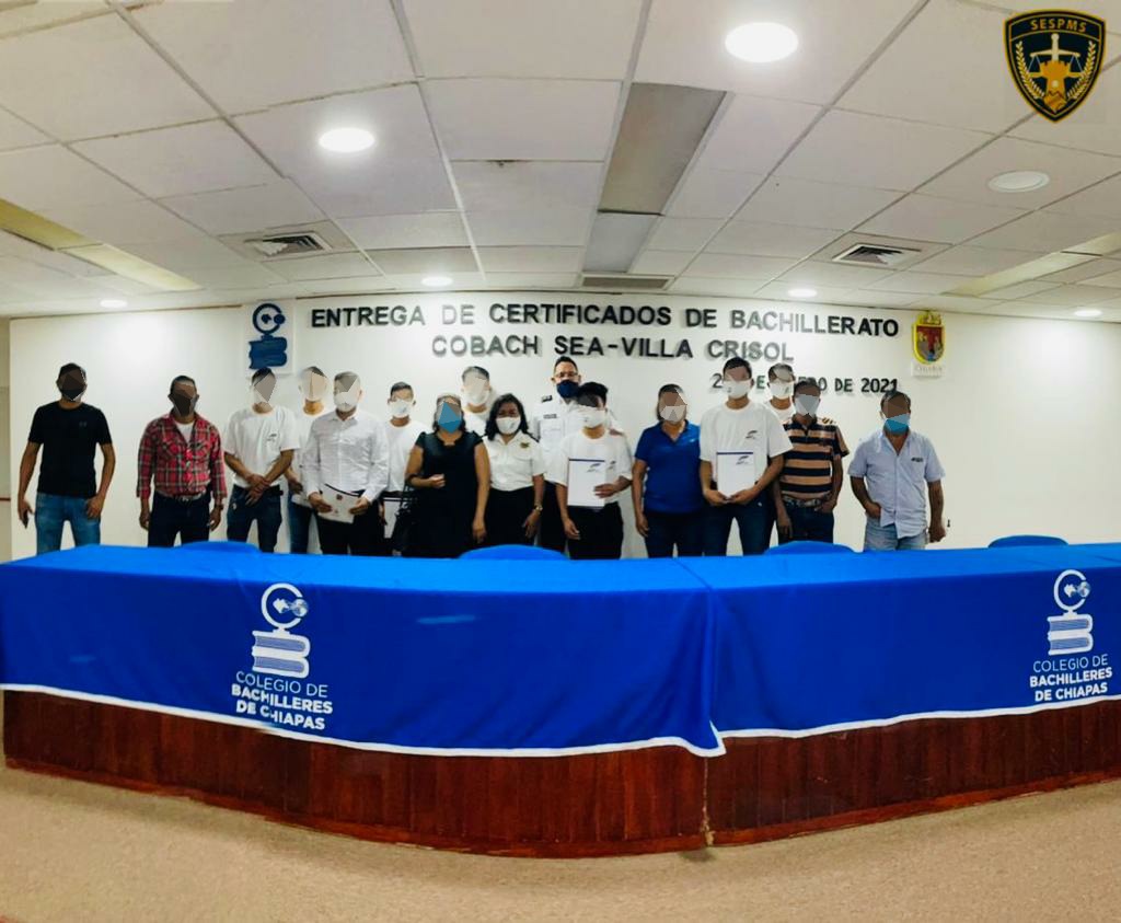 Entrega SSP certificados de bachillerato a graduados de Villa Crisol