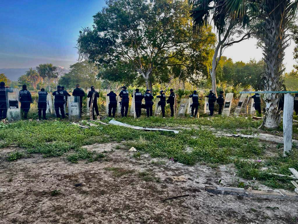 Participa SSP en diligencia de restitución de predio en Pijijiapan