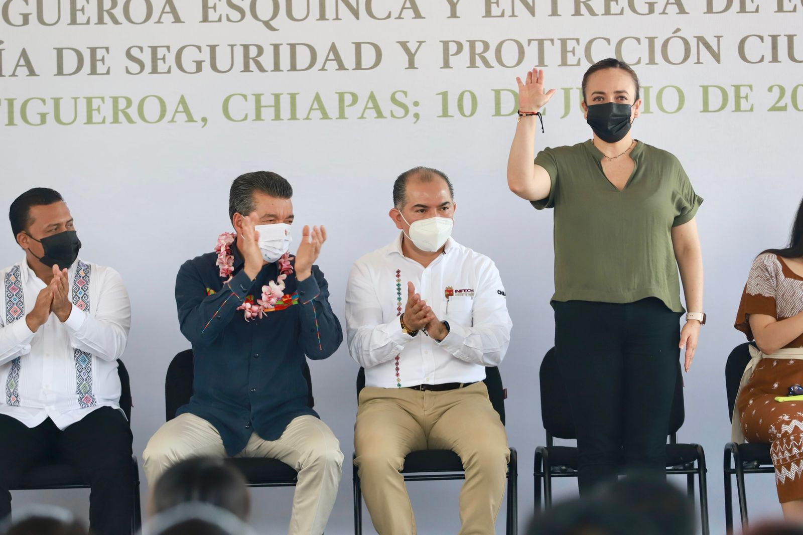 En Cintalapa, Rutilio Escandón entrega set de serigrafía para fortalecer el programa “Tinta Preventiva a SSyPC