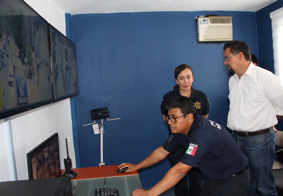 Inauguran SSP centro de video-vigilancia en Berriozábal