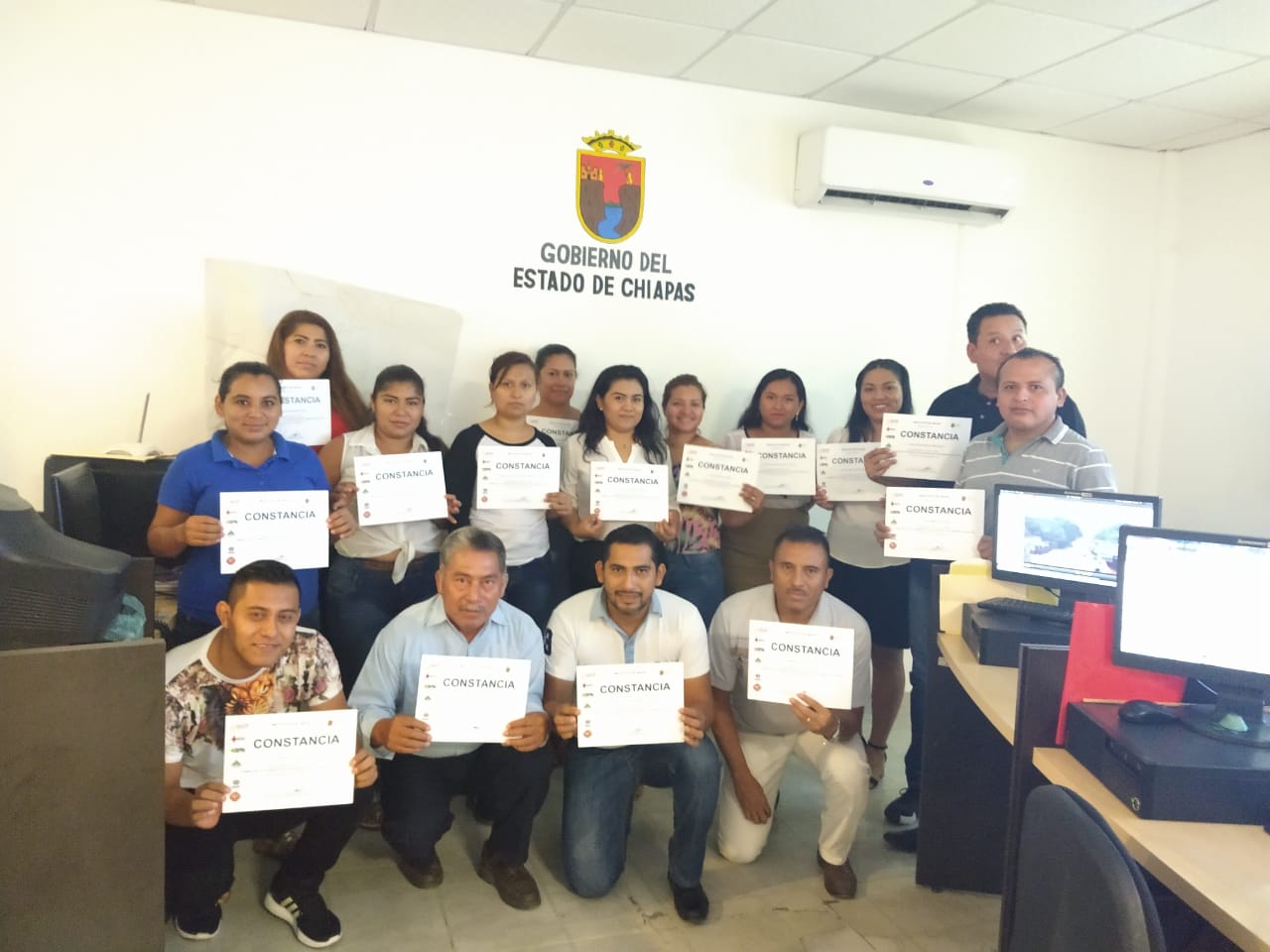 Reconoce SSP a participantes del curso de primeros respondientes en primeros auxilios, en Palenque