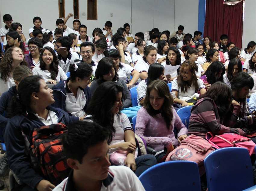 SSyPC previene conductas suicidas y depresivas en los jóvenes, a través de pláticas de salud mental