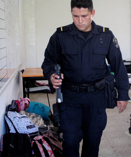 SSyPC lleva Operativo Mochila a escuelas de Mapastepec