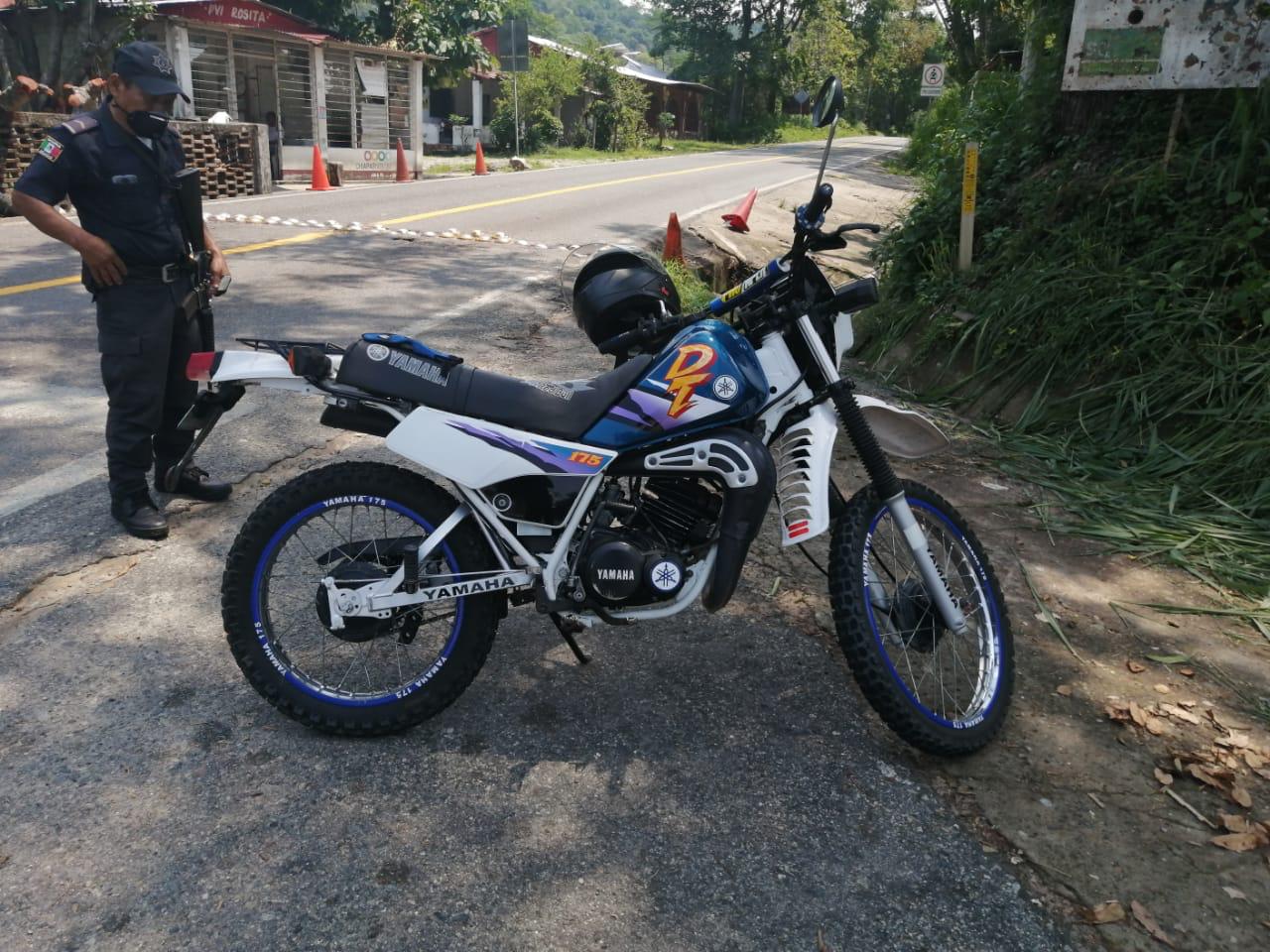 Recupera SSP motocicleta con reporte de robo, en Huixtla