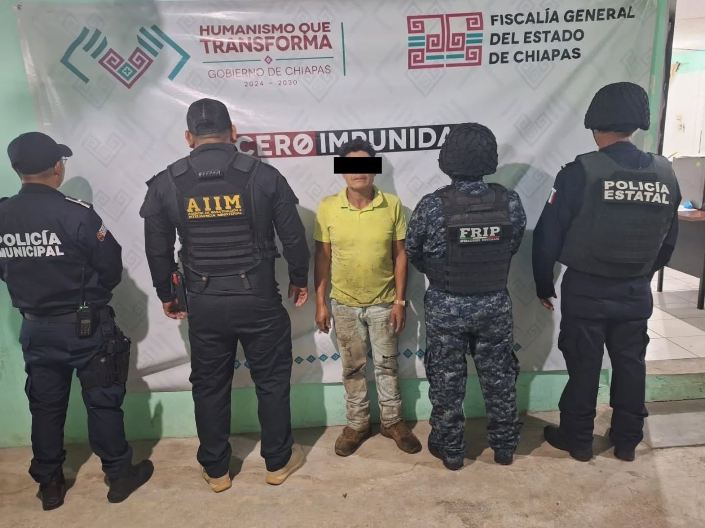 SSP y FGE detienen a masculino por conducir vehículo con reporte de robo en Tabasco.