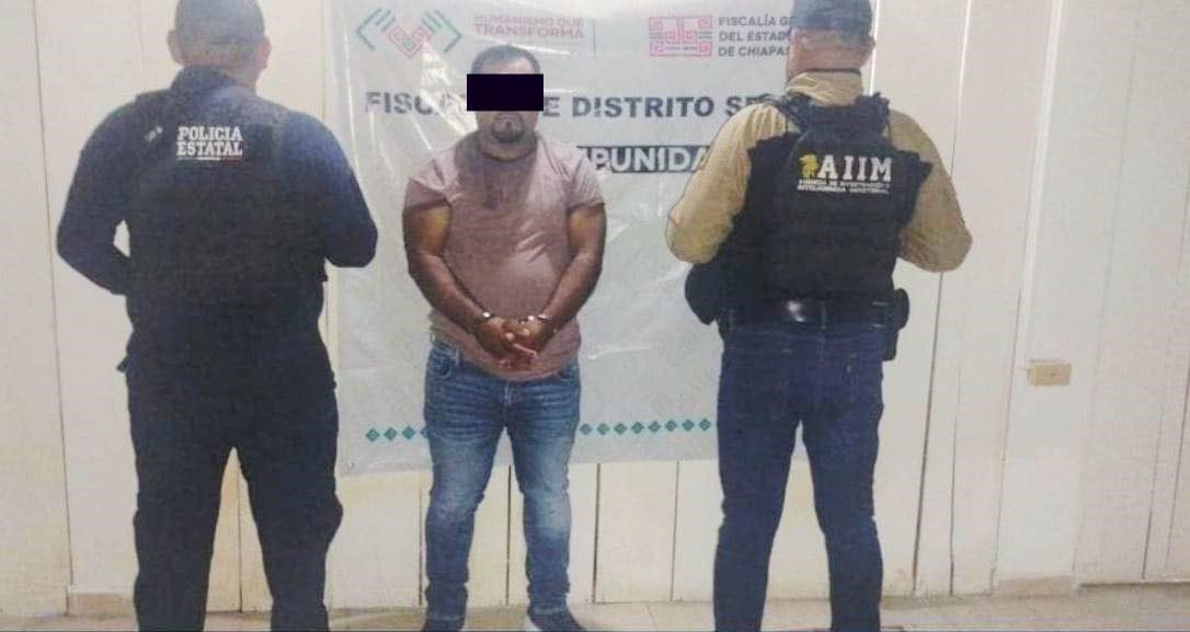 SSP Y FGE detienen a masculino por conducir vehículo con reporte de robo en Ocosingo.