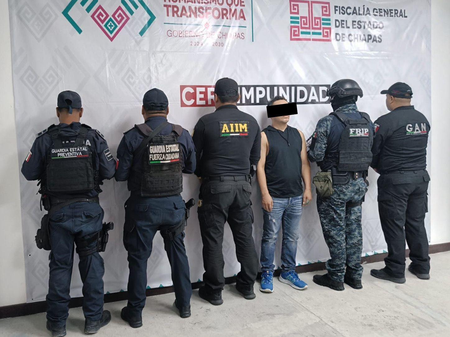 En operativo interinstitucional y tras un amplio despliegue de seguridad recuperan vehículo robado.