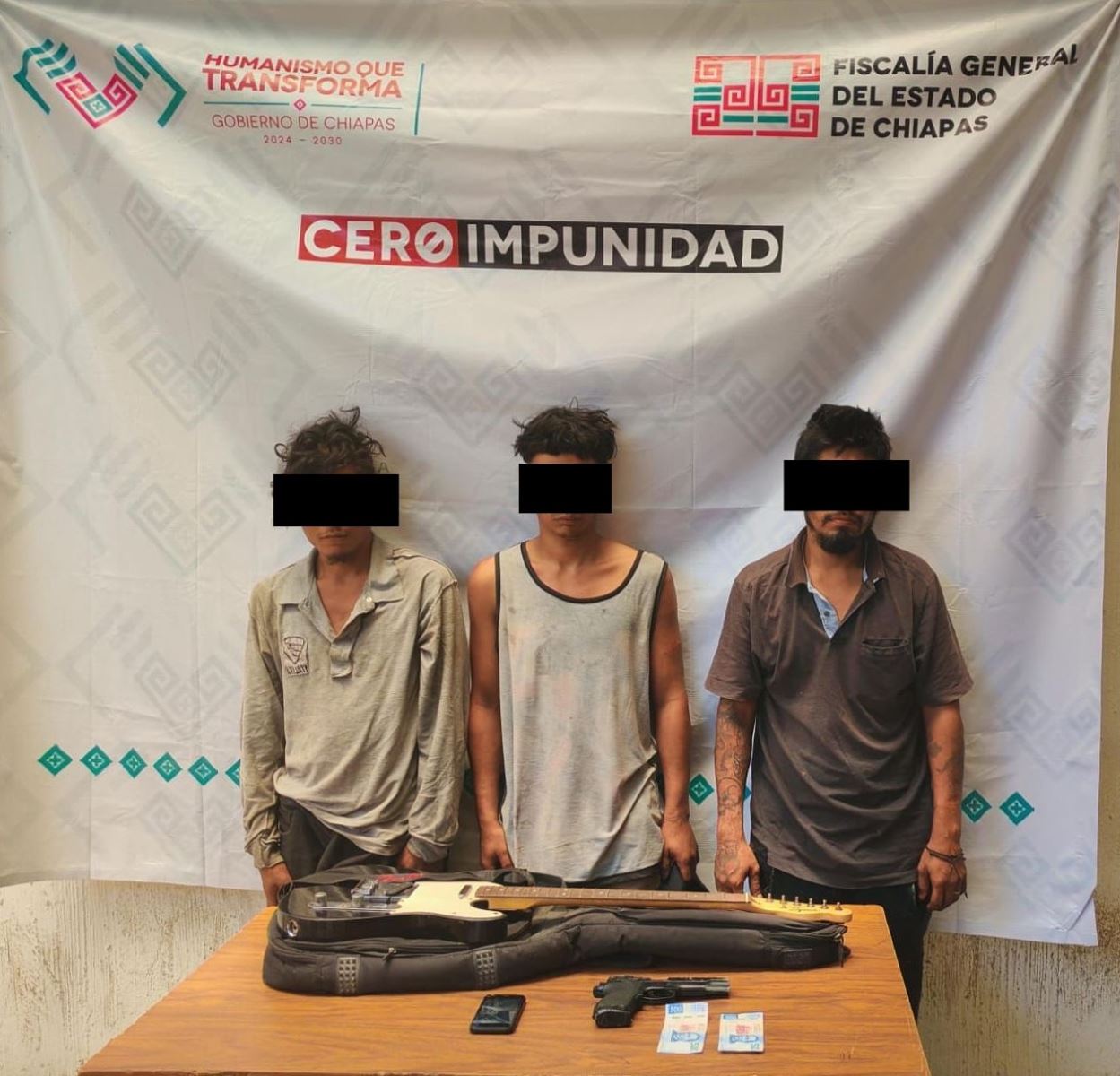 SSP y FGE detienen a tres masculinos en flagrancia por el delito de robo a casa habitación en Tapachula.