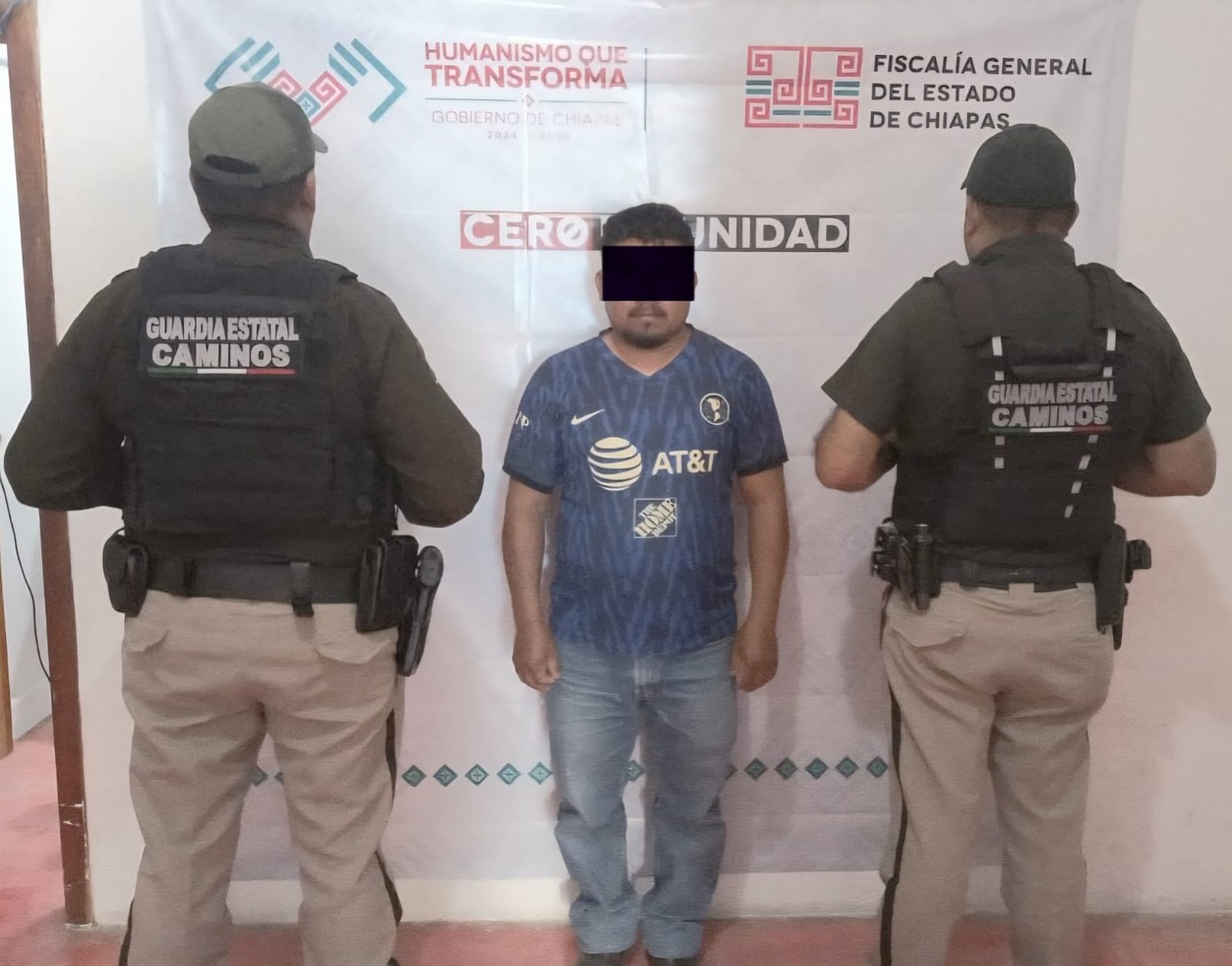 En operativo de seguridad en Altamirano detienen a masculino con vehículo con reporte de robo. 