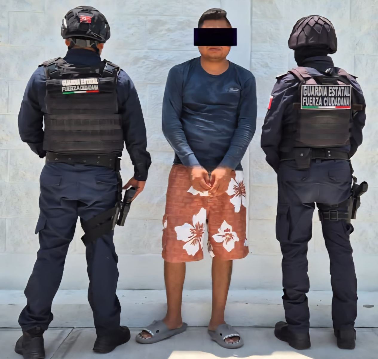 En operativo de seguridad en Tuxtla Gutiérrez detienen a masculino por presunta violencia familiar.