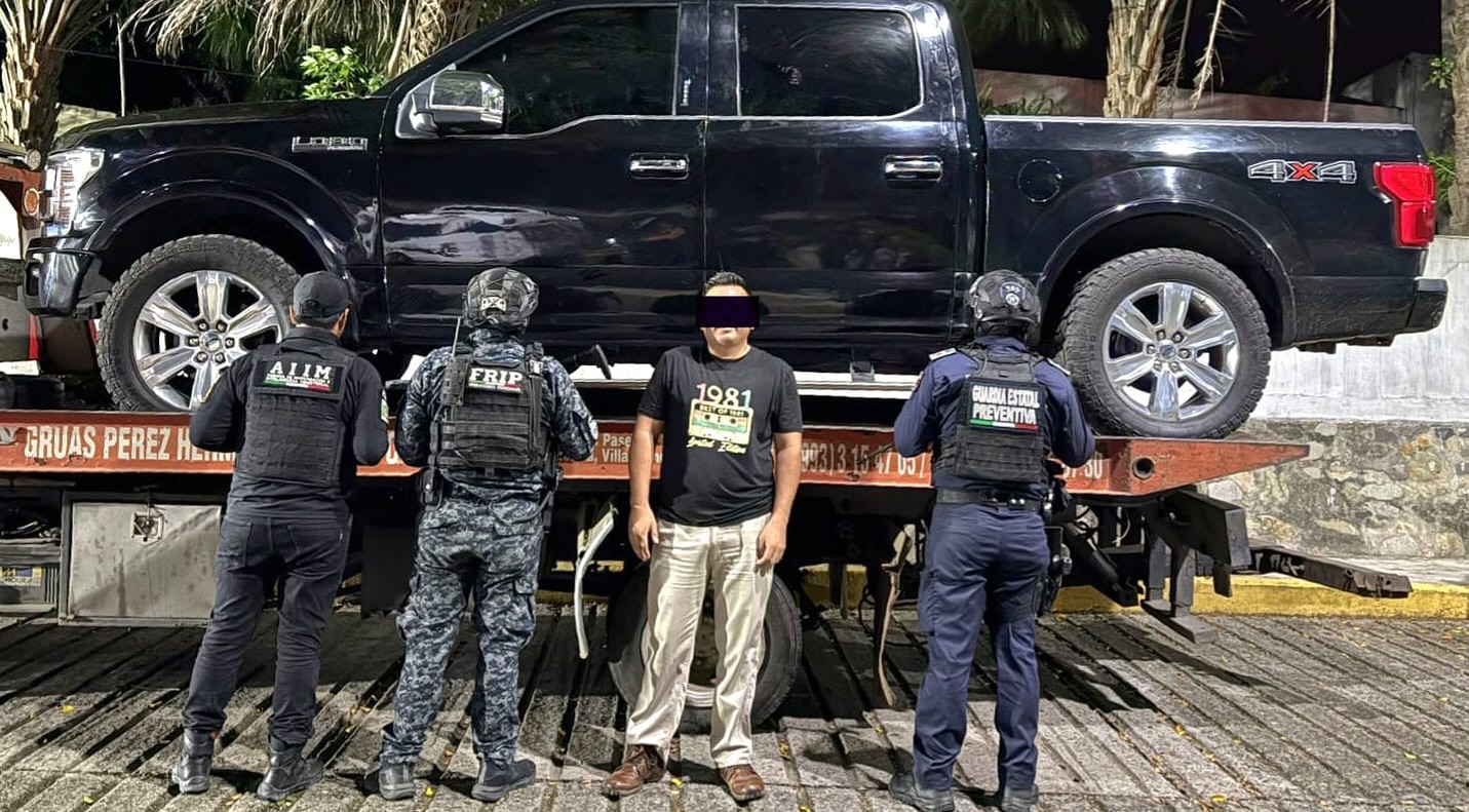 En operativo de seguridad detienen a masculino con vehículo con reporte de robo
