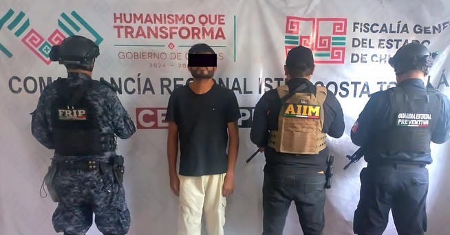 En operativos interinstitucionales detienen a tres personas con presuntos narcóticos en Tuxtla Chico y Acacoyagua.