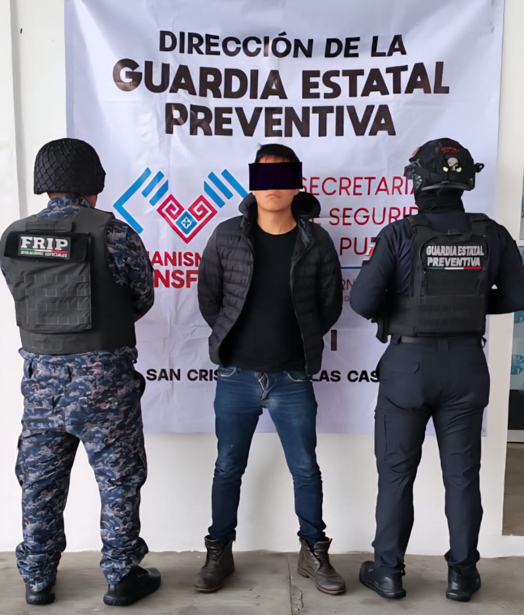 En operativo de seguridad en San Cristóbal de Las Casas detienen a masculino con vehículo con reporte de robo