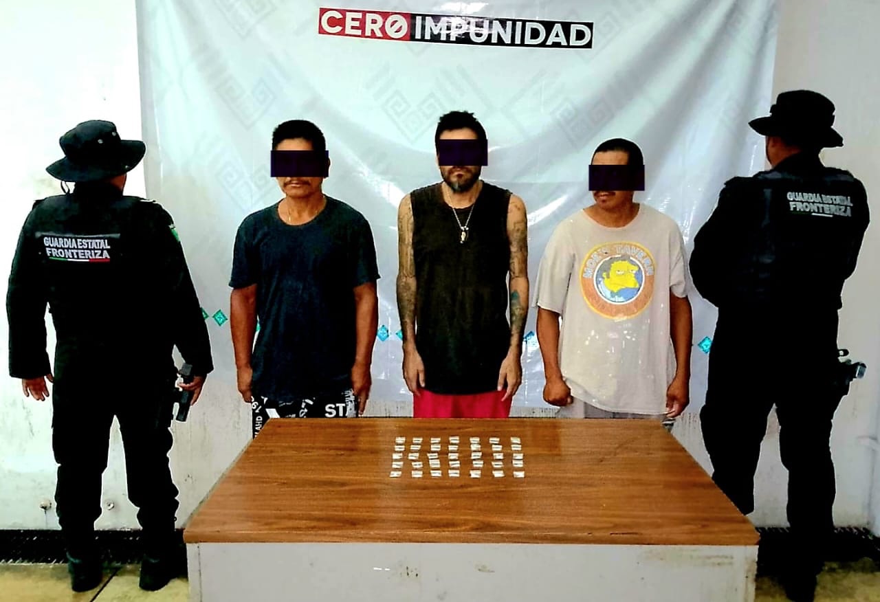 En operativo de seguridad detienen a tres masculinos en posesión de narcóticos en Tapachula