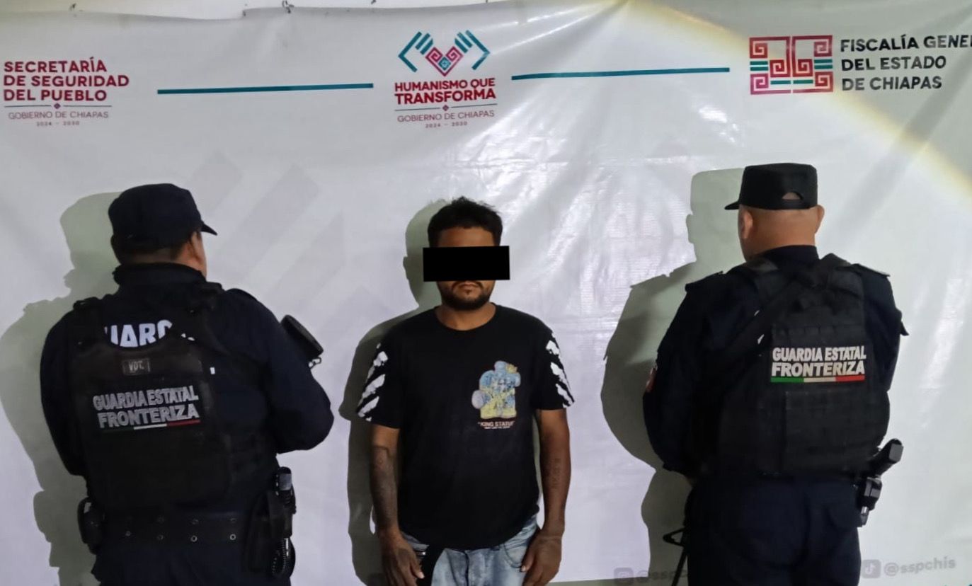 En operativo de seguridad detienen a hondureño con presuntos narcóticos en Tuxtla Chico