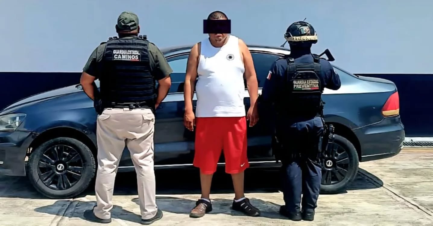 En operativo de seguridad en Cacahoatán detienen a masculino con vehículo con reporte de robo