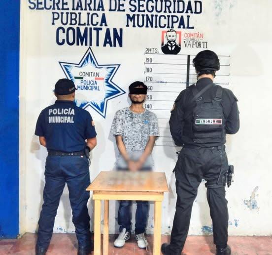 En Comitán, SSP, FGE, y Policía Municipal detienen a presunto responsable del delito contra la salud