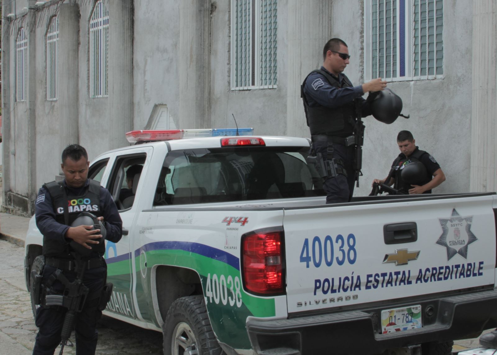 Detiene SSP a banda denunciada por robos con violencia