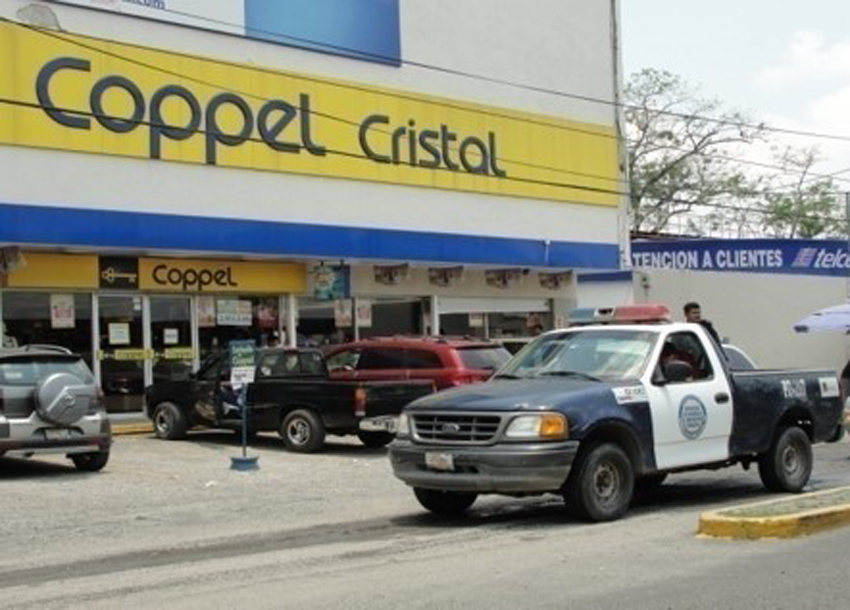 SSP y Policía Municipal frustran dos robos y detienen a tres personas en Tuxtla y Comitán