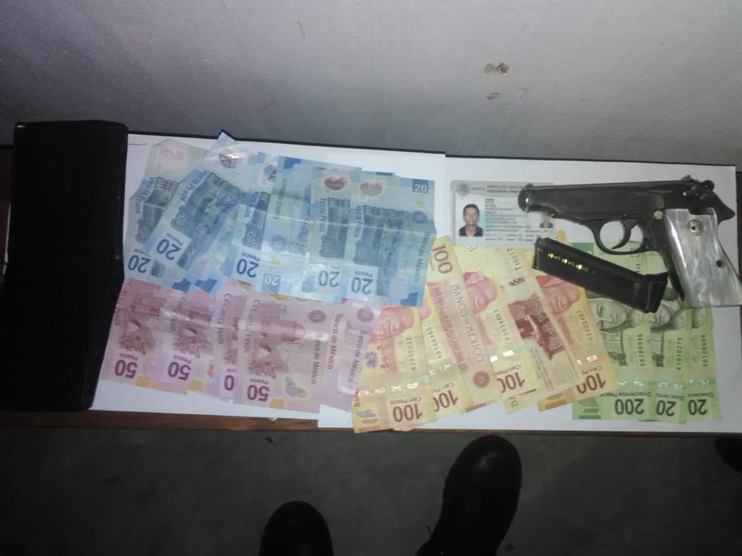 Elementos de la SSP detienen a personas denunciadas por robo a gasolinera