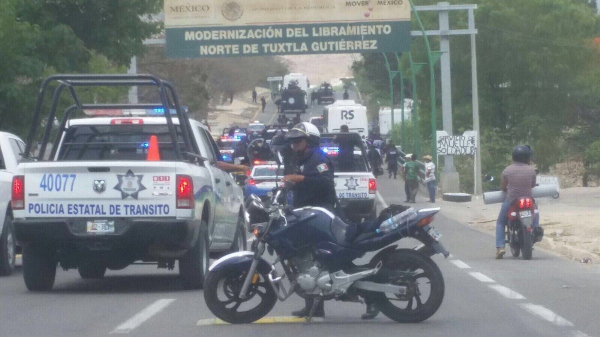 Fuerzas de seguridad detienen a más de 200 jóvenes por saqueo de camiones de empresas