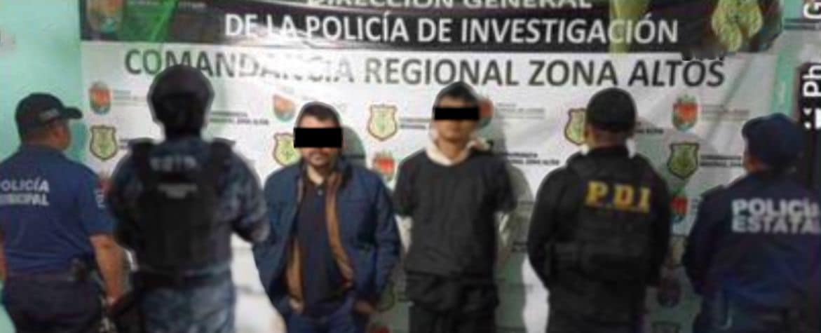 SSP y FGE detienen a dos masculinos con droga en San Cristóbal De Las Casas.